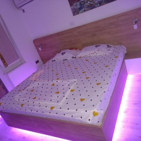 Apartment Nenov 斯科普里 外观 照片